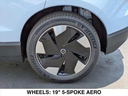 2025 Volvo EX30 Twin Motor Plus