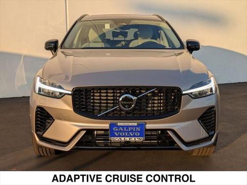 2025 Volvo XC60 Plug-In Hybrid T8 Plus