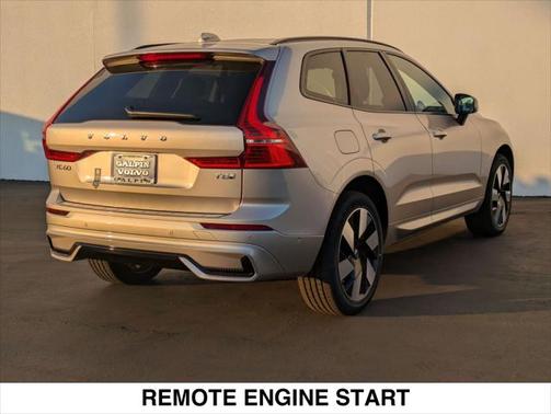 2025 Volvo XC60 Plug-In Hybrid T8 Plus