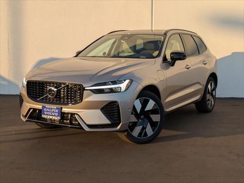 2025 Volvo XC60 Plug-In Hybrid T8 Plus