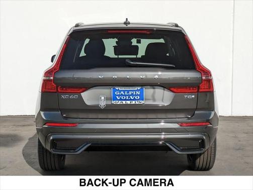 2025 Volvo XC60 Plug-In Hybrid T8 Core