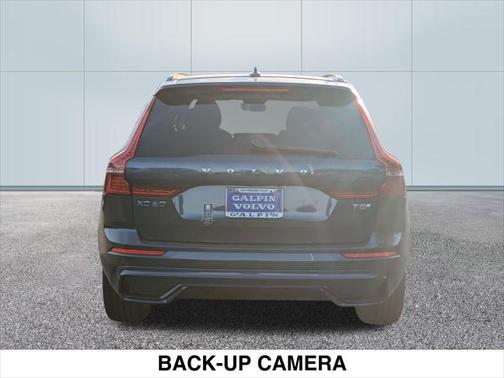 2025 Volvo XC60 Plug-In Hybrid T8 Plus