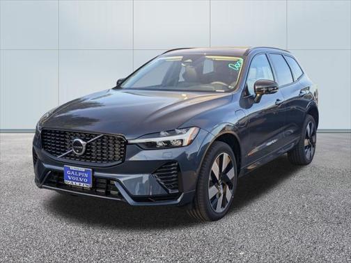 2025 Volvo XC60 Plug-In Hybrid T8 Plus