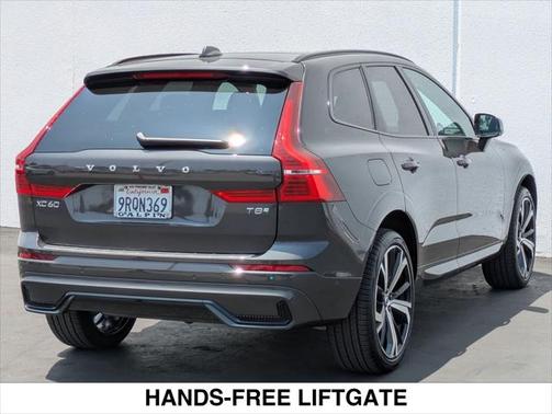 2025 Volvo XC60 Plug-In Hybrid T8 Ultra