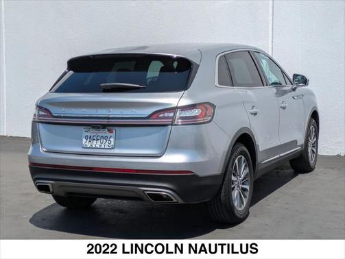 2022 Lincoln Nautilus Standard