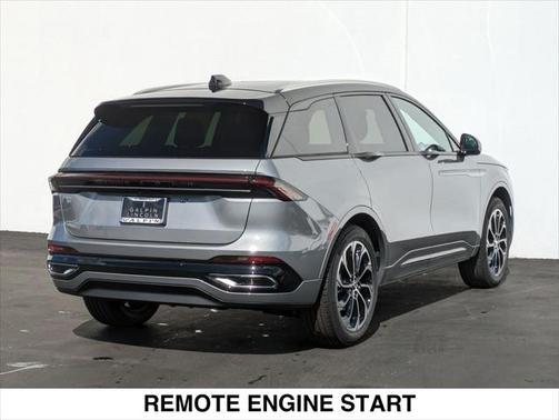 2025 Lincoln Nautilus Reserve