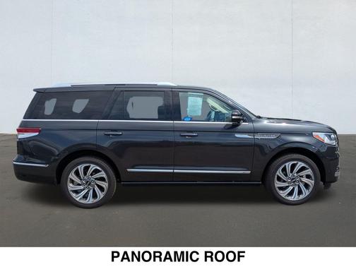 2024 Lincoln Navigator Reserve