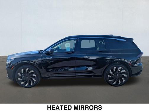 2024 Lincoln Nautilus Black Label