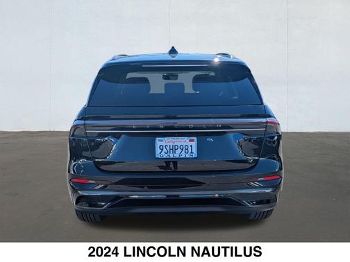 2024 Lincoln Nautilus Black Label