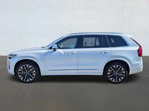 Crystal White 2025 Volvo XC90 Plus