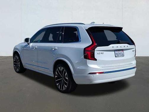 Crystal White 2025 Volvo XC90 Plus