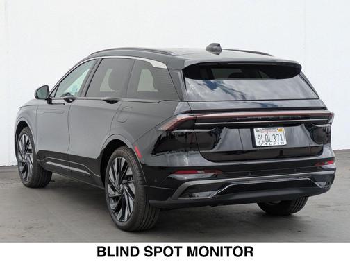 2024 Lincoln Nautilus Black Label