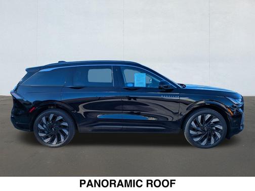 2024 Lincoln Nautilus Black Label