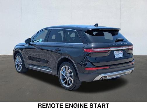 INFINITE BLACK MET CC 2023 Lincoln Corsair STANDARD