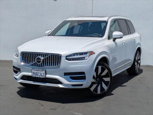 2023 Volvo XC90 Recharge Plug-In Hybrid T8 Ultimate Bright Theme 7-Seater
