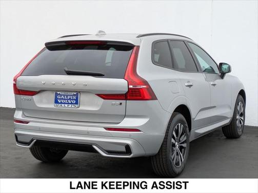 2025 Volvo XC60 B5 Core