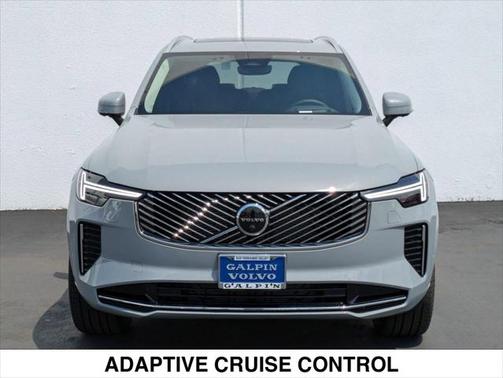2025 Volvo XC90 B6 Ultra