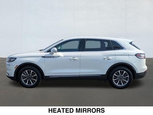 2022 Lincoln Nautilus Standard