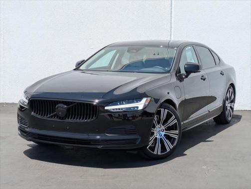 2024 Volvo S90 Recharge Plug-In Hybrid T8 Plus