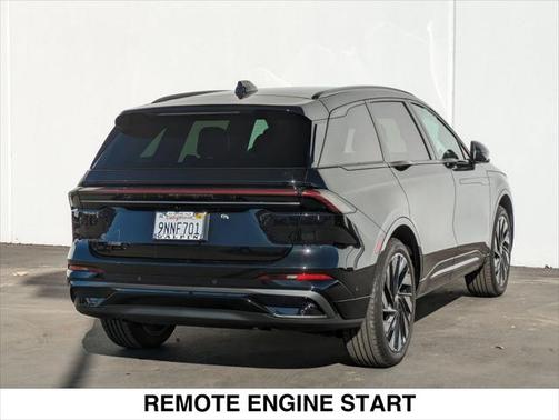 2024 Lincoln Nautilus Reserve