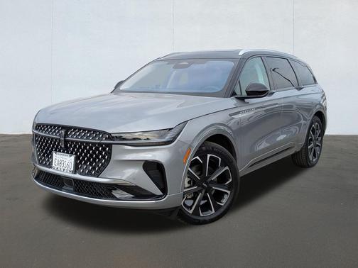 2025 Lincoln Nautilus Reserve