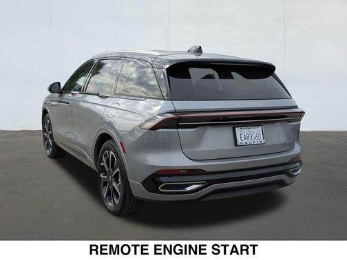 2025 Lincoln Nautilus Reserve