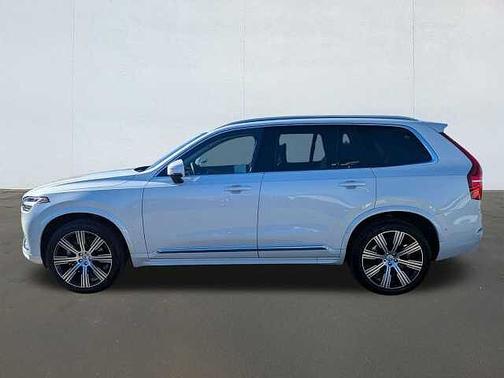 2025 Volvo XC90 Plus