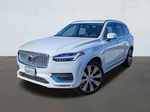 2025 Volvo XC90 Plus