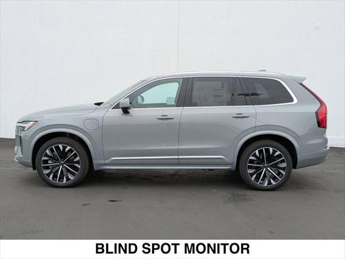 2025 Volvo XC90 Plug-In Hybrid T8 Ultra 7-Seater