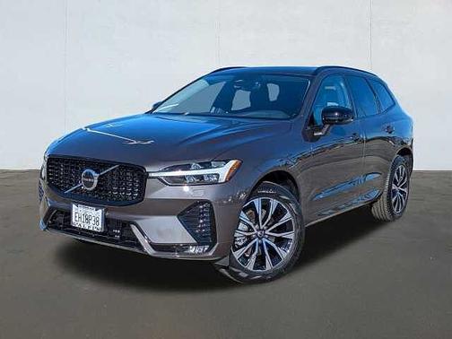 2025 Volvo XC60 Core