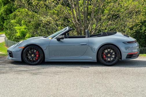 2024 Porsche 911 Carrera 4S Cabriolet