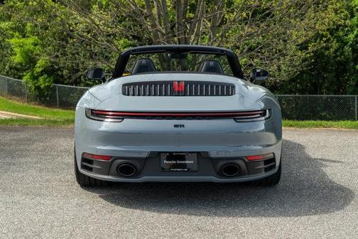 2024 Porsche 911 Carrera 4S Cabriolet