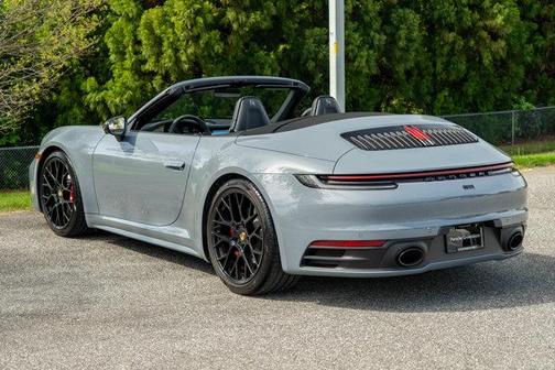 2024 Porsche 911 Carrera 4S Cabriolet