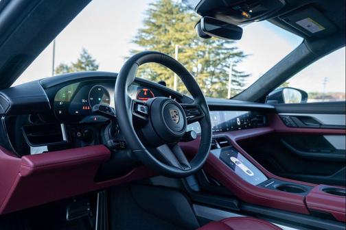 2024 Porsche Taycan GTS