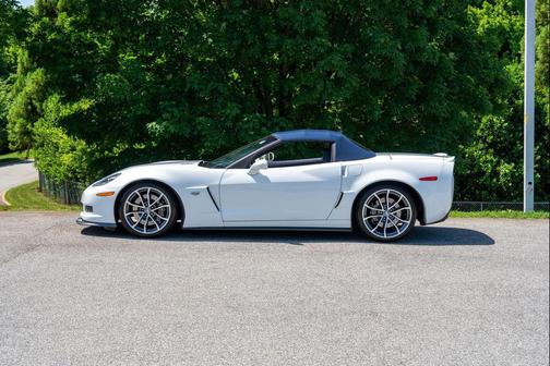 Arctic White 2013 Chevrolet Corvette 427