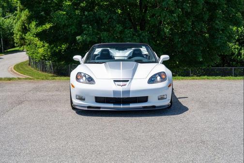 Arctic White 2013 Chevrolet Corvette 427