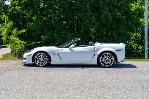 Arctic White 2013 Chevrolet Corvette 427