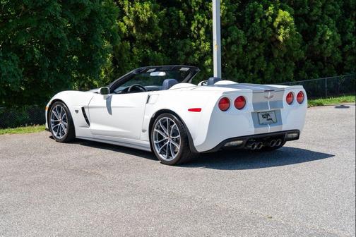 Arctic White 2013 Chevrolet Corvette 427