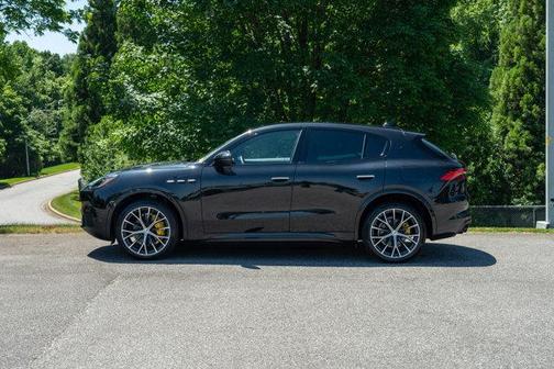 2024 Maserati Grecale Modena