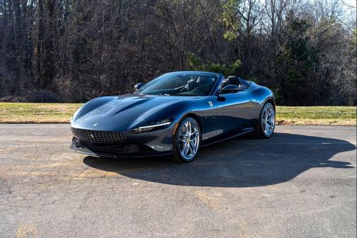 2024 Ferrari Roma Spider Base