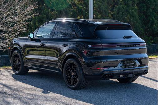 2026 Porsche Cayenne Cayenne