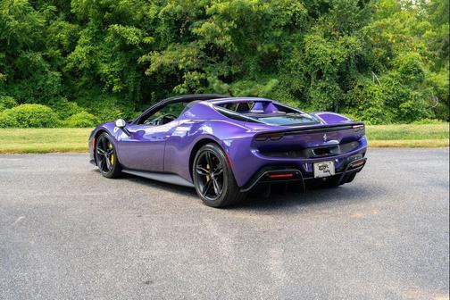 2025 Ferrari 296 GTS 