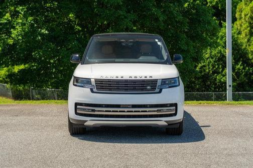 2024 Land Rover Range Rover P530 SE