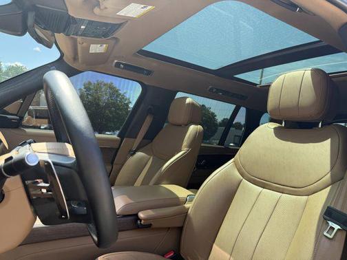 2024 Land Rover Range Rover P530 SE