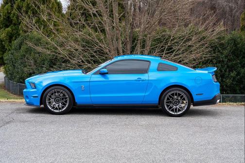 2012 Ford Shelby GT500 Base