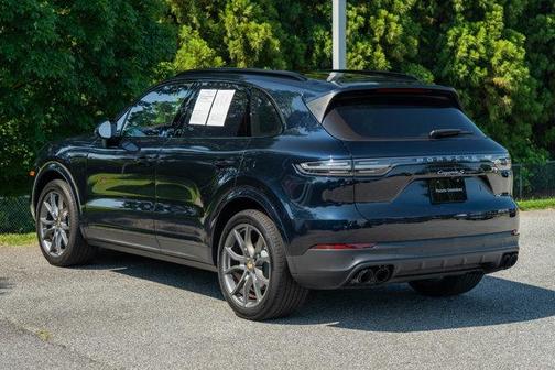 2023 Porsche Cayenne S