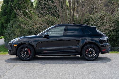 2026 Porsche Macan Macan GTS