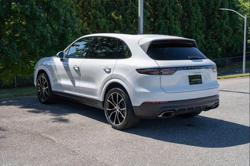 2023 Porsche Cayenne Cayenne