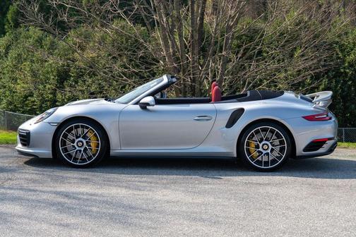 2017 Porsche 911 Turbo S