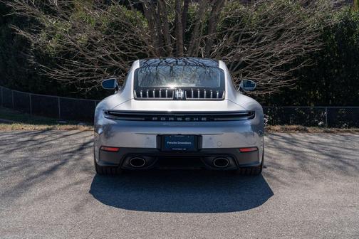 2026 Porsche 911 Carrera 4S